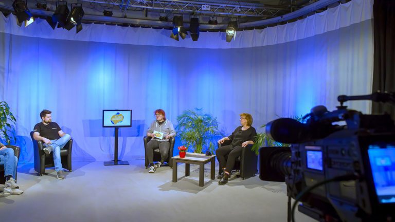Ein Foto vom Studio in dem die Sendung ALLES INKLUSIV aufgenommen wird